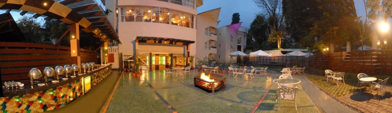 Hotel Arif Castle, Nainital Zewnętrze zdjęcie